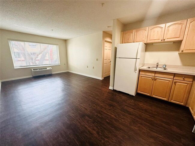 Foto del edificio - 861 W Lumsden Rd