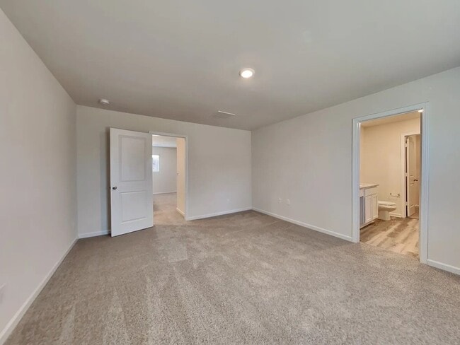 Building Photo - 267 Limestone Cir