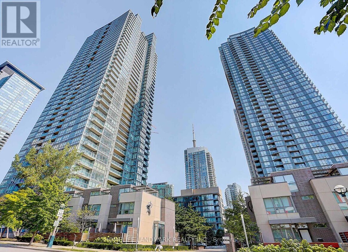 Photo principale - 15-4615 Fort York Blvd