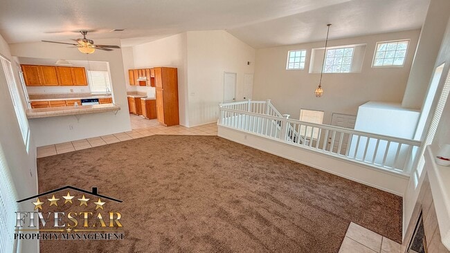 Building Photo - House for Rent in SouthWest Bakersfield