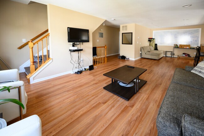 Foto del edificio - 40 Cornerstone Ln