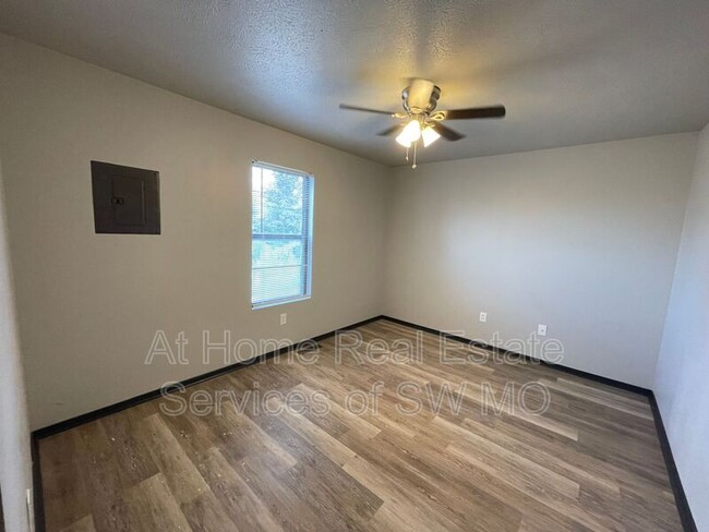 Building Photo - 1224 W Calhoun St