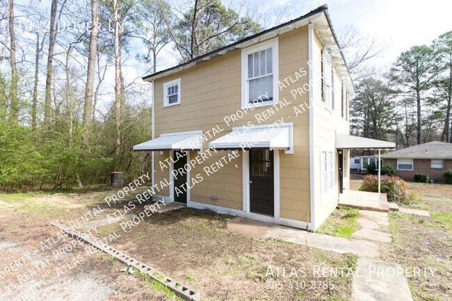 Foto del edificio - 1012 Dover Ln