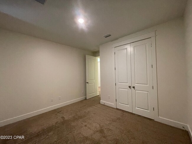 Building Photo - 451 Foxtail Wy