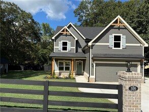 Building Photo - 320 Pine Valley Dr