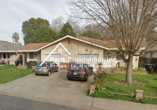 Building Photo - 2715 La Loma Dr