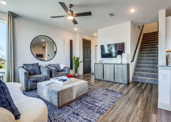 Building Photo - Modern Two-Story Townhouse in Celina