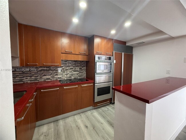 Foto del edificio - 20200 W Country Club Dr