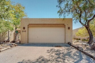 Building Photo - 2411 Tramway Terrace Ct NE