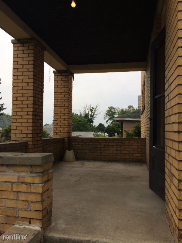 Building Photo - 4 br, 1.5 bath House - 922 Winslow Avenue