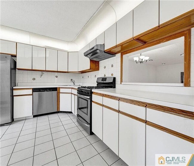 Foto del edificio - 496 Vernon Ct