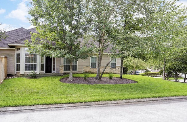 Building Photo - 24 W Greenhill Terrace Pl