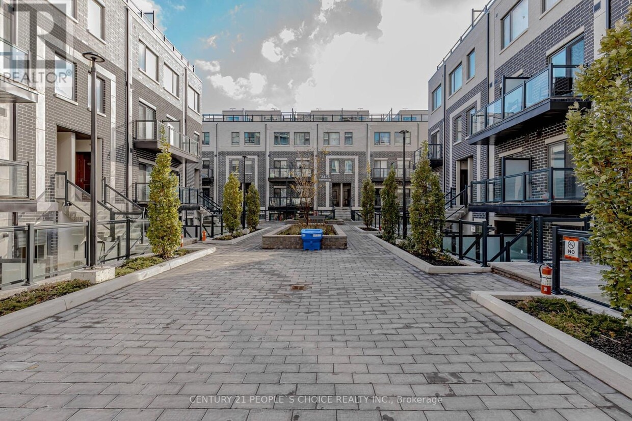 Photo principale - 3425 Sheppard Ave E