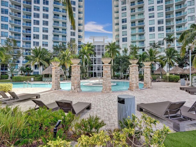 Foto del edificio - 2681 N Flamingo Rd