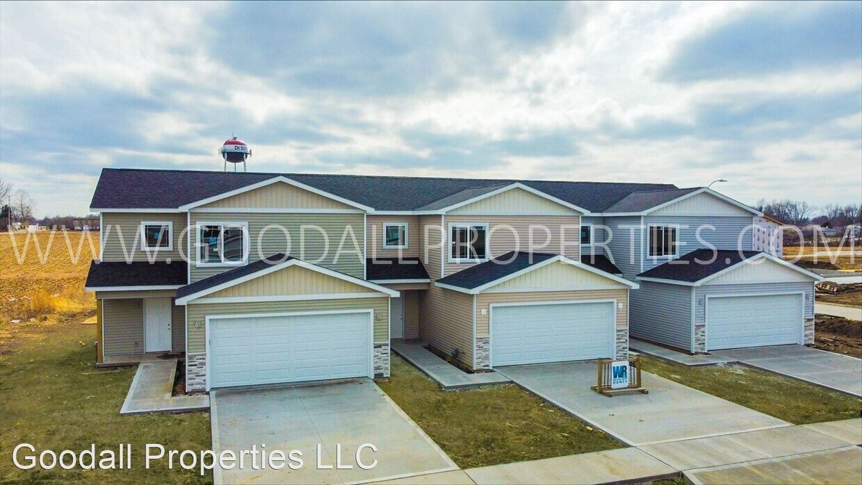 Foto principal - 3 br, 2.5 bath House - 2001 Adler Ct