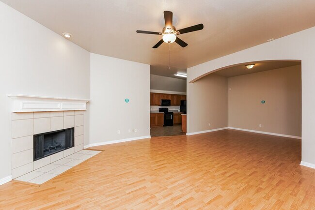 Foto del edificio - 344 Creekside Way