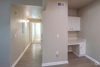2BR, 2BA - 908SF - Heights at Battle Creek