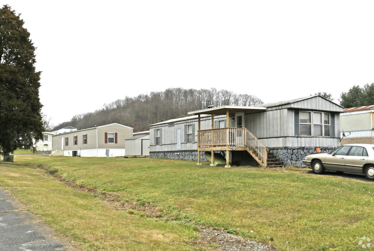 Foto del edificio - 595 Highway 394