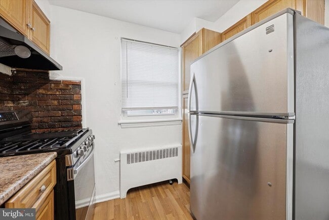 Foto del edificio - 206 W Parkway Ave