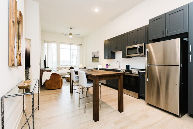 Foto del edificio - Opal Largo Station