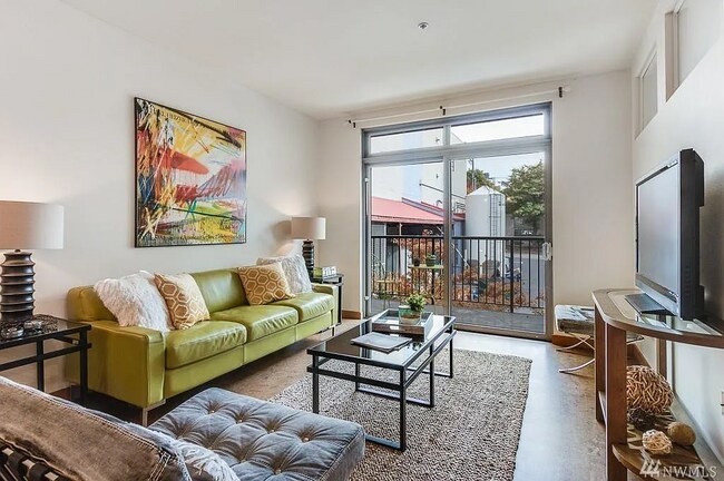 Sala de estar - 1414 12th Ave