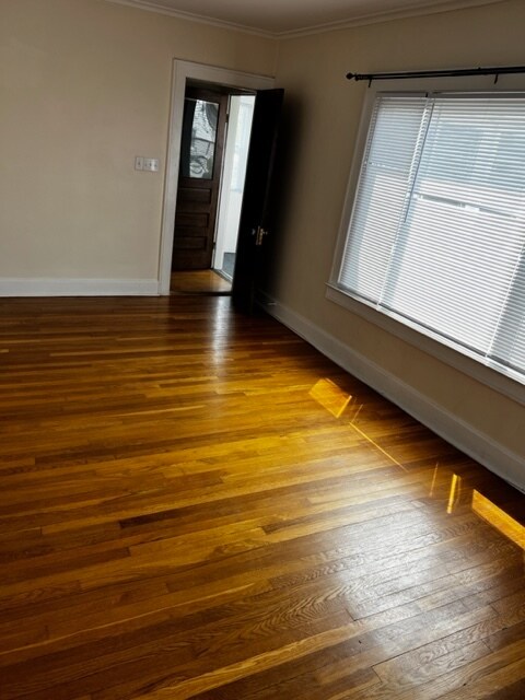 Foto del edificio - 250 Maplehurst Ave