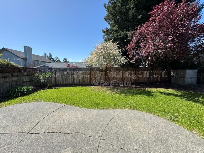 Building Photo - 1663 Calle Ranchero Dr