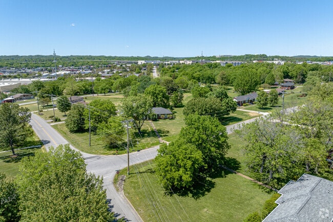 Homes on densely wooded lots dot the landscape in Goodlettsville.