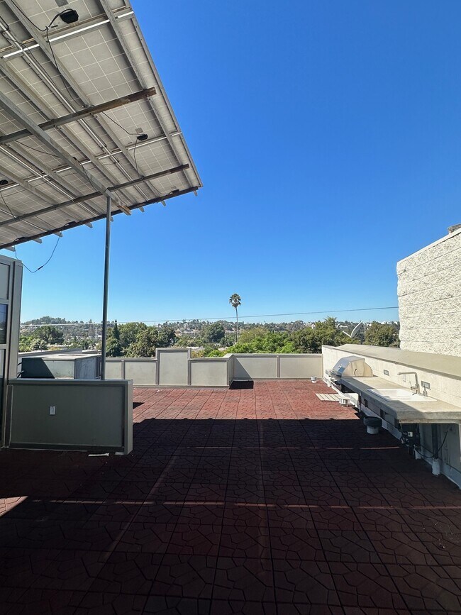 Foto del edificio - 3264 Kazaz Ln