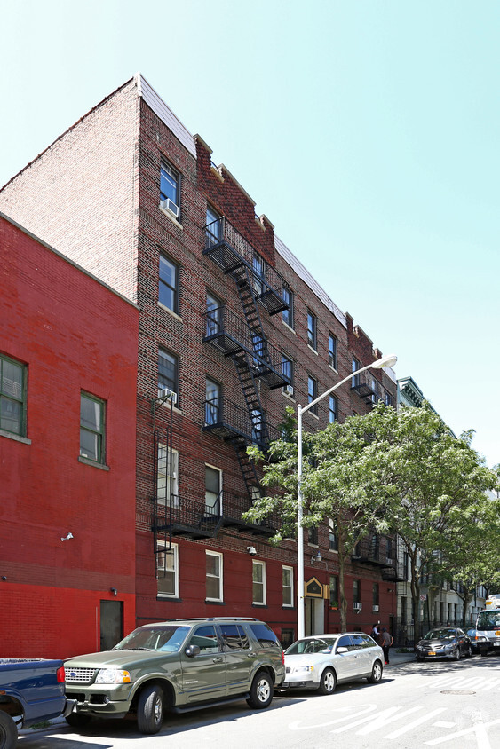 Primary Photo - 502 W 152nd St