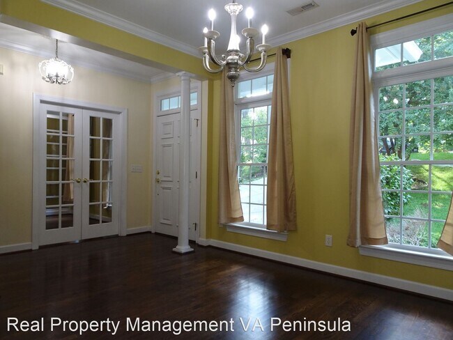 Building Photo - 4 br, 3.5 bath House - 118 Kempe Dr.