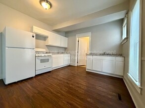 Building Photo - 1515 Hoyt St