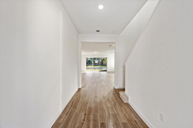 Building Photo - 18478 Claybrook St