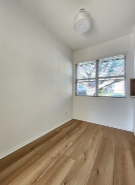 Interior Photo - 1439 Saltair Ave