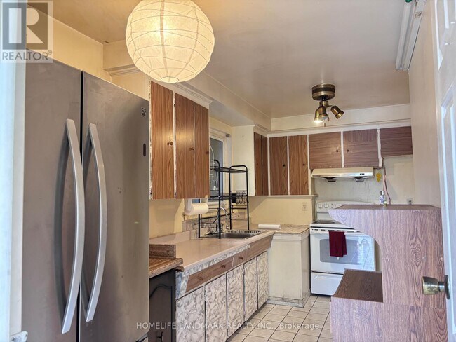 Building Photo - 97 Tourmaline Dr