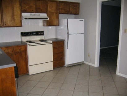 Building Photo - 1500 W 26th St
