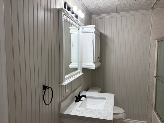 Foto del edificio - 3150 Roberts Ave