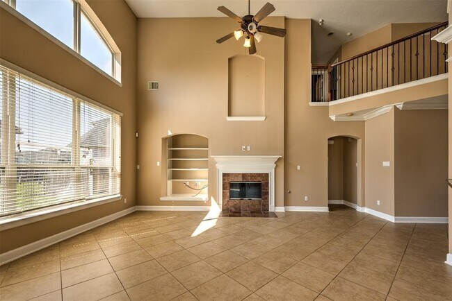 Foto del edificio - 14426 Castlemaine Ct