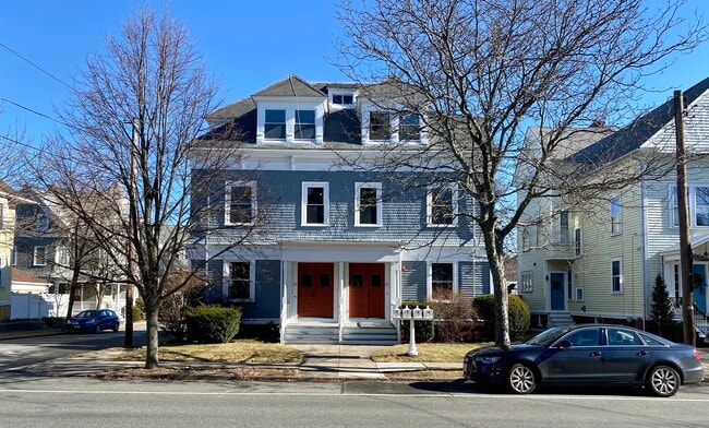 Building Photo - 27 Taber Ave