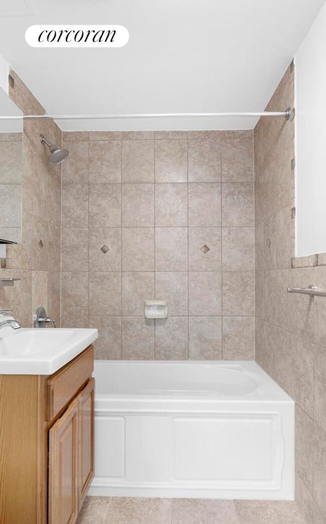Foto del edificio - 433 E 115th St