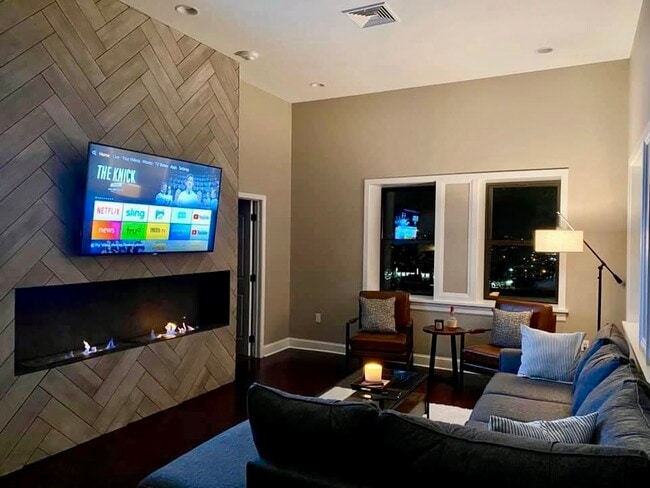 Building Photo - 108 Washington N Ave