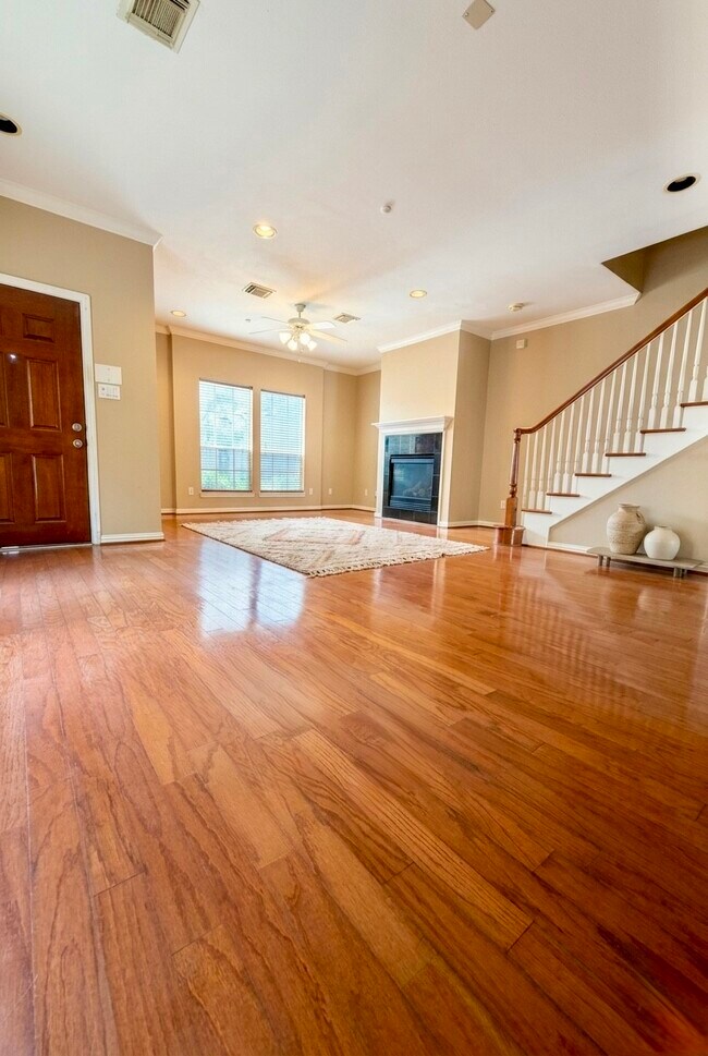 Foto del edificio - 7202 Harmony Cove