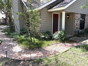 Building Photo - 3412 Timberline Dr