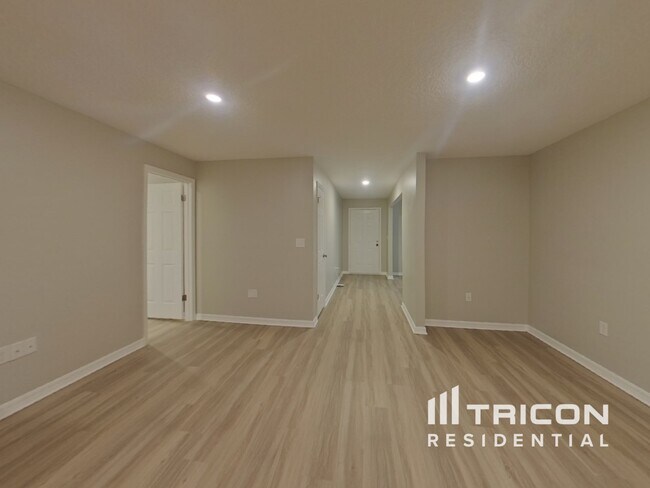 Foto del edificio - 3501 Calgary Ln