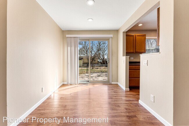 Building Photo - 2 br, 1 bath House - 4810 Shoshone St