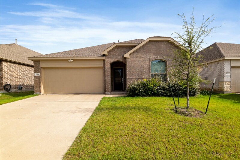 Foto principal - 1231 Sequoia Ln