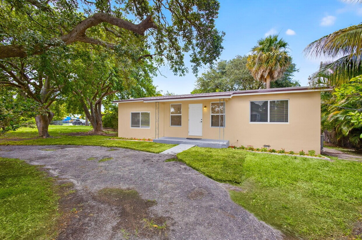 Foto principal - 2609 Richard Rd