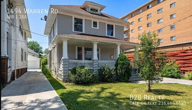 Foto del edificio - Luxury Redefined: Opulent 4-Bed Single Fam...