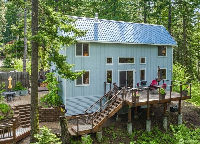 Foto del edificio - Fully furnished cabin in Pine Loch Sun.  Come enjoy the outdoors!!