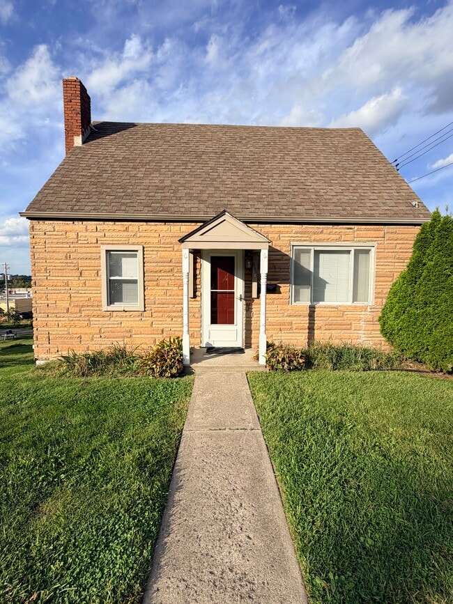Building Photo - 2412 Homestead Duquesne Rd